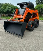 Отгрузка фронтального погрузчика Delco SSL175